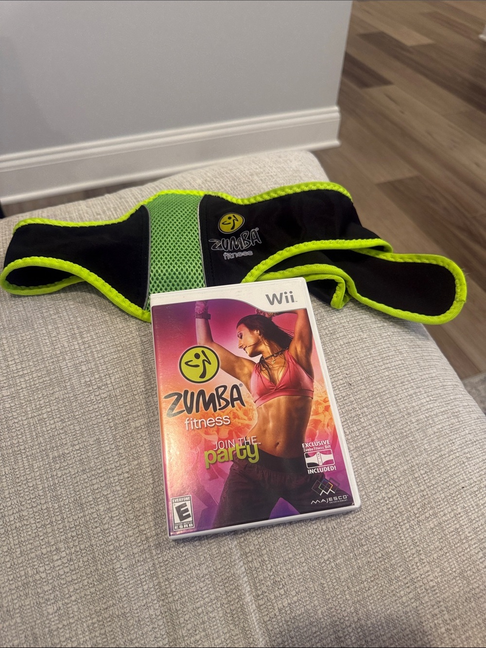 Zumba Fitness Wii Game with Neon Green Fitness Belt